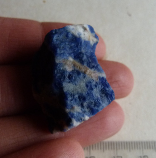 Sodalit surový - 3,4 cm — foto 2