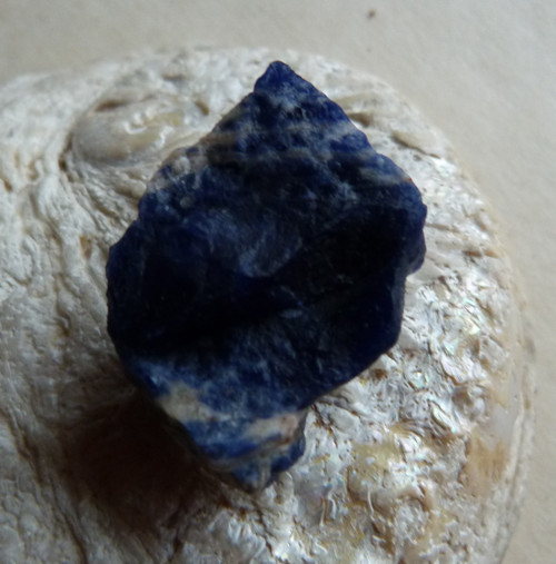 Sodalit surový - 3,4 cm — foto 4