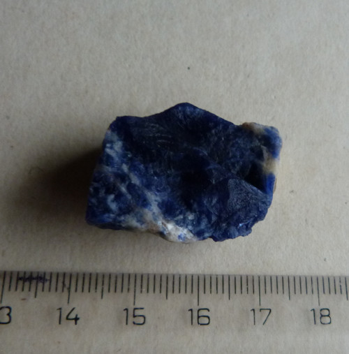 Sodalit surový - 3,4 cm — foto 3
