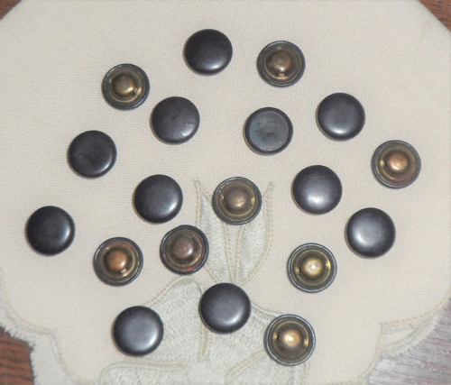 19x starožitné KNOFLÍKY, duté — foto 2