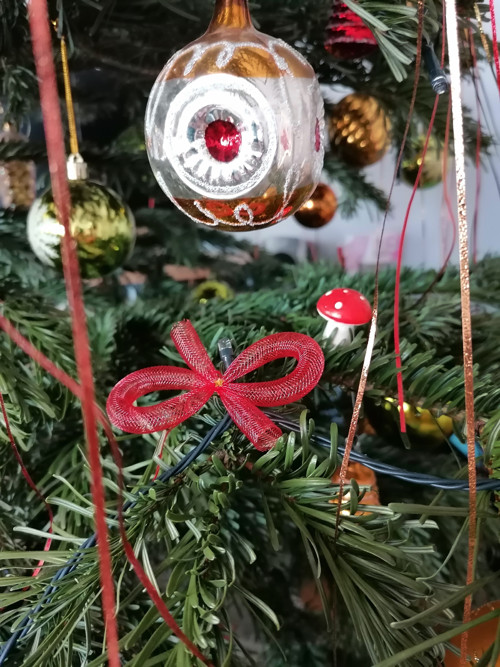 OZDOBY JAKO DECH - červené — foto 3