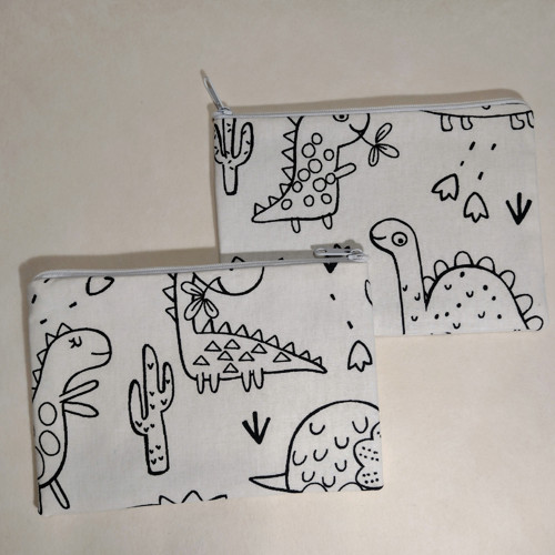 Kapsička k domalování dinosauři — foto 2