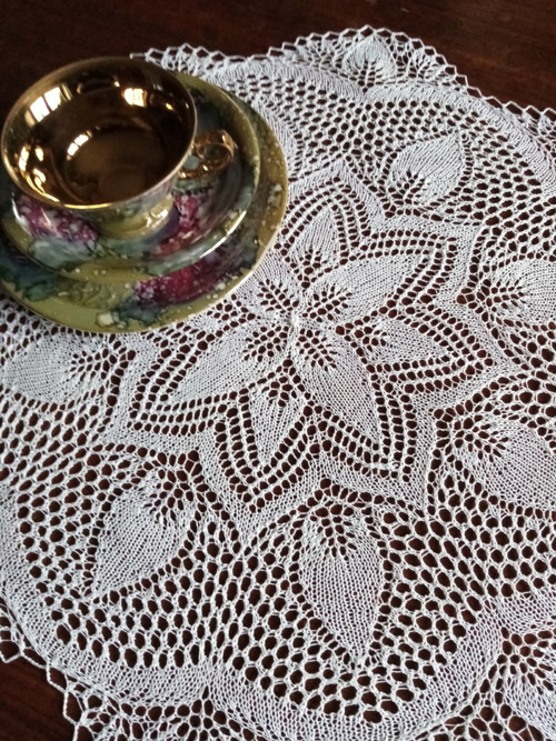 Kulatá pletená dečka Listová — foto 2