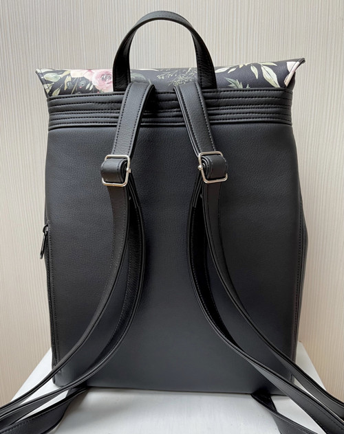 Carino elegantní batoh — foto 6