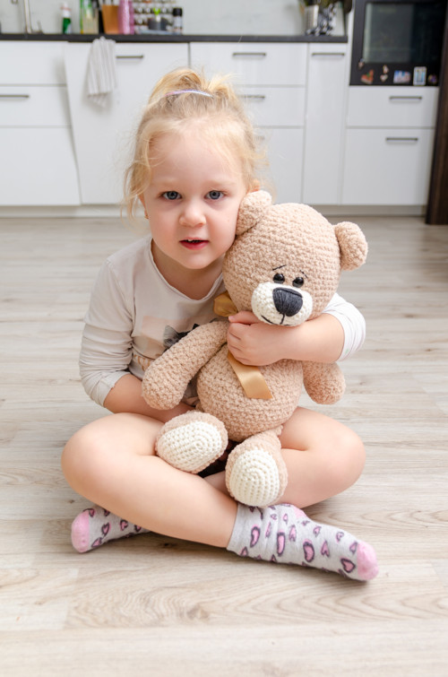 Háčkovaný medvídek Sofťáček béžový — foto 3
