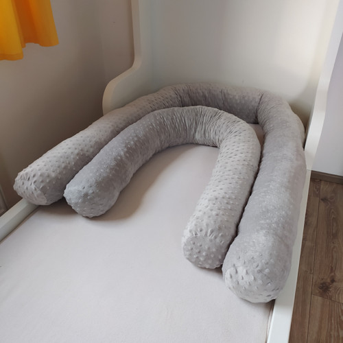 Minky mantinel ŽÍŽALA do postele — foto 4