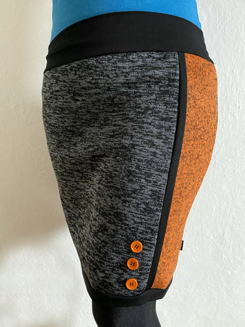 Teplá sukně L-XL — foto 2
