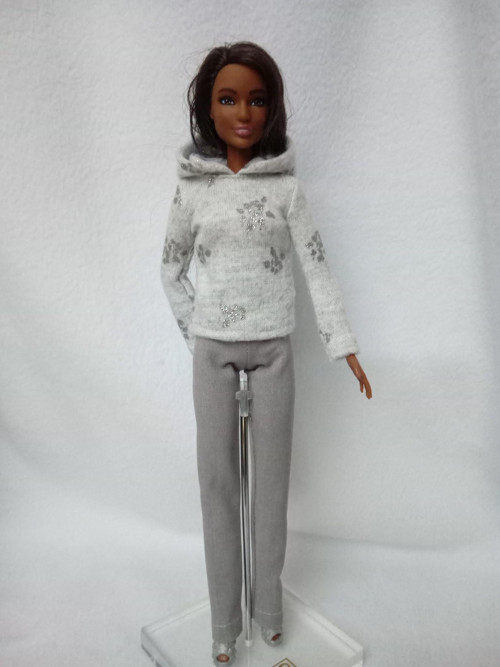 Mikina pro Barbie — foto 2