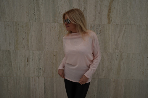 Lehounký svetřík — foto 3