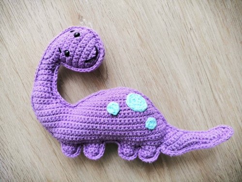 Háčkovaný dinosaur 2D — foto 3