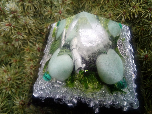 Orgonit-pyramida Avanturín — foto 2