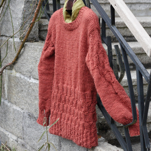 Vlněný pullover v barvě skořice — foto 6