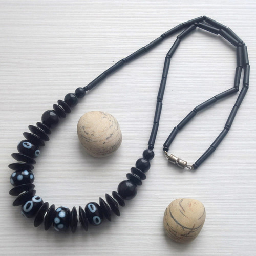 Náhrdelník s vinutkami — foto 2