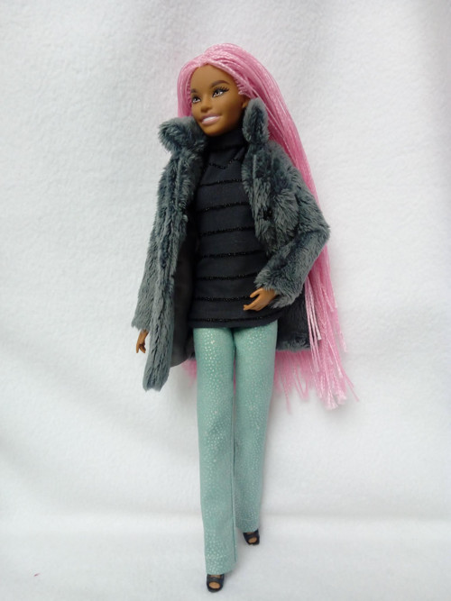 Kožíšek pro Barbie — foto 3