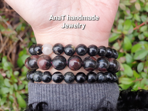 Náramek s granátem a obsidiánem — foto 2