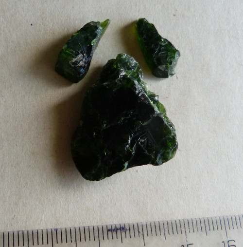 Chromdiopsid surový - set 3 ks - Extra (6) — foto 2