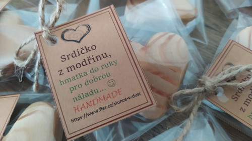 Srdíčka z modřínu... :) — foto 2