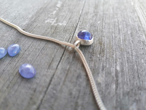 Amulet JOY s tanzanitem — foto 5