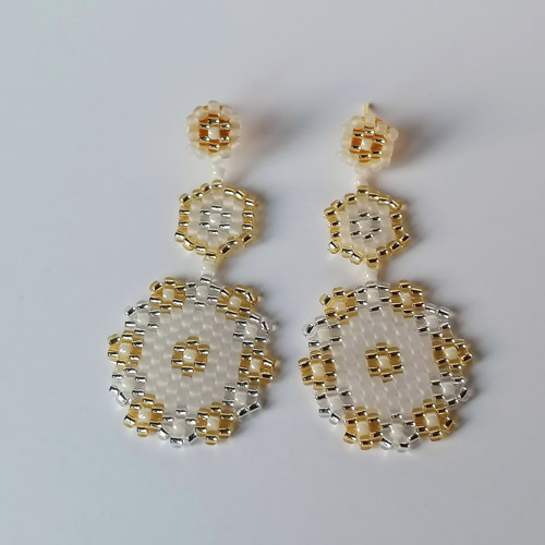 Floral Bridal Dangle Beaded Earrings — foto 4