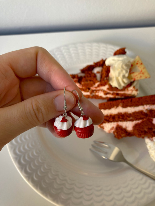 Red Velvet cupcaky se srdíčky — foto 2