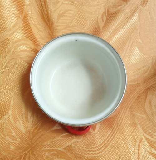 Červený kastrůlek — foto 3