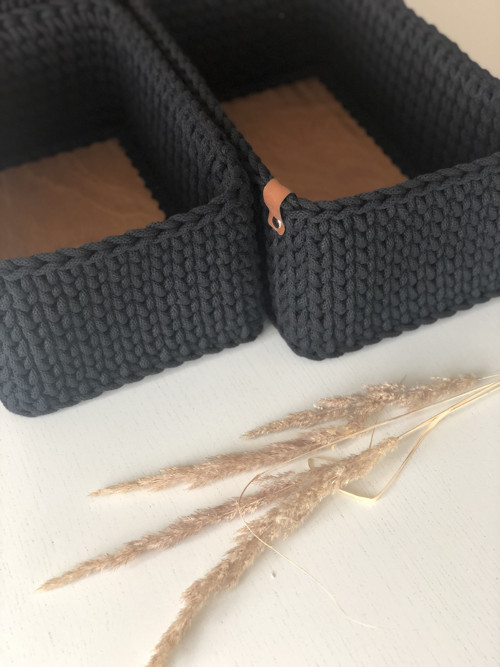 Háčkovaný obdélníkový košík 25x15cm černý — foto 6
