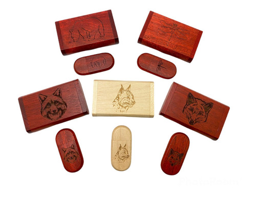 Dřevěný USB Flashdisk SRDCE 32GB - s gravírováním — foto 5