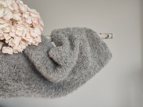 Sivé bouclé — foto 3