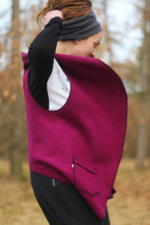 Vesta ............ vel. M - XL — foto 4