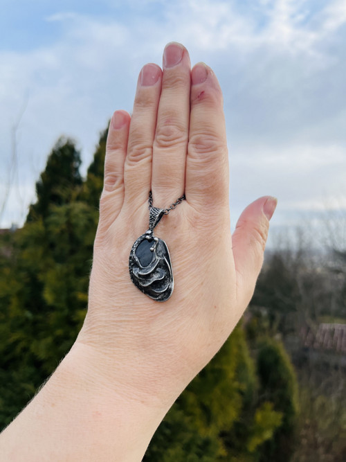 Přívěsek s přírodním obsidiánem — foto 3