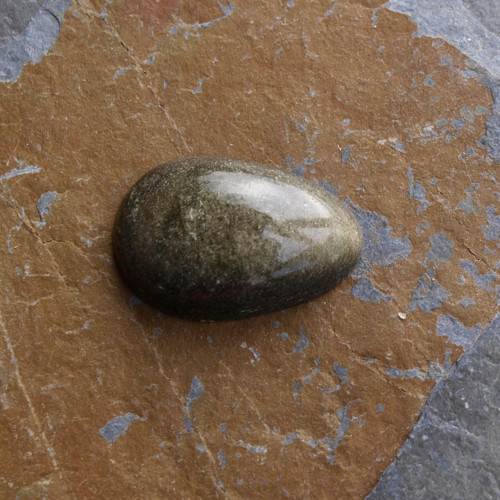 Obsidián stříbrný, kabošon č. 2514 — foto 5