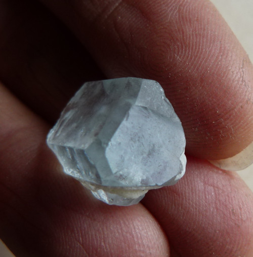 Akvamarín krystal - 1,6 cm — foto 4