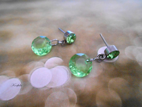 Náušnice - Swarovski Classic Cut zelené — foto 2