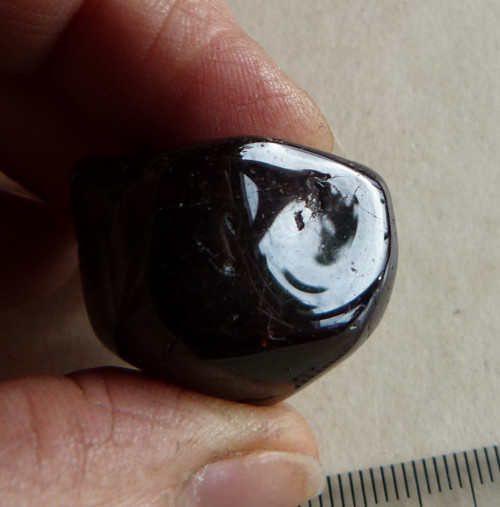 Granát - almandin - 2,4 cm — foto 6