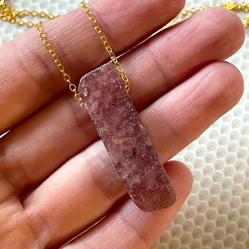 Náhrdelník s krystalem cherry quartz — foto 2