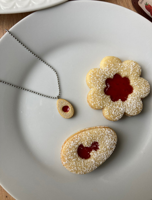 Linecké vajíčko (náhrdelník) — foto 2