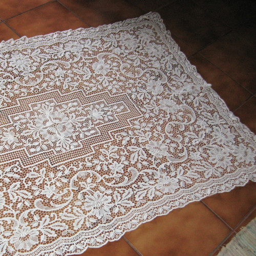 Ubrus s krajkovým vzorem 15993 — foto 2