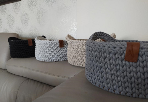HÁČKOVANÝ KOŠÍK S UCHY PRŮMĚR 27 CM — foto 2