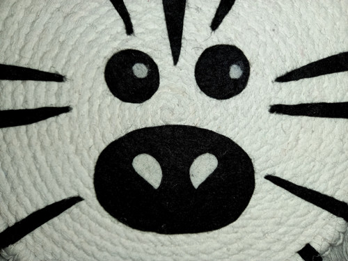 Macramé zvířátko Zebra Ø 33 cm. — foto 3