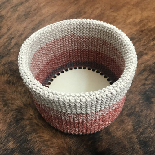 Háčkovaný košík - 15 cm — foto 3