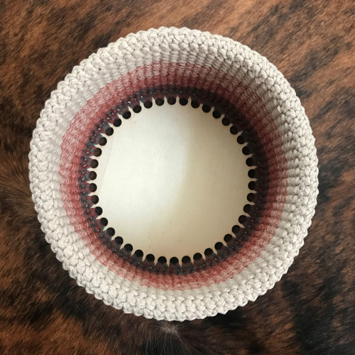 Háčkovaný košík - 15 cm — foto 4