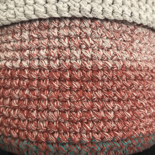 Háčkovaný košík - 15 cm — foto 5