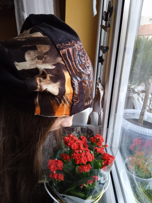 Jarní malovaná čepice tygr — foto 3