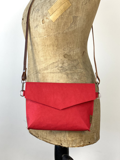 Červené papírové psaníčko “Red LOVE” — foto 3