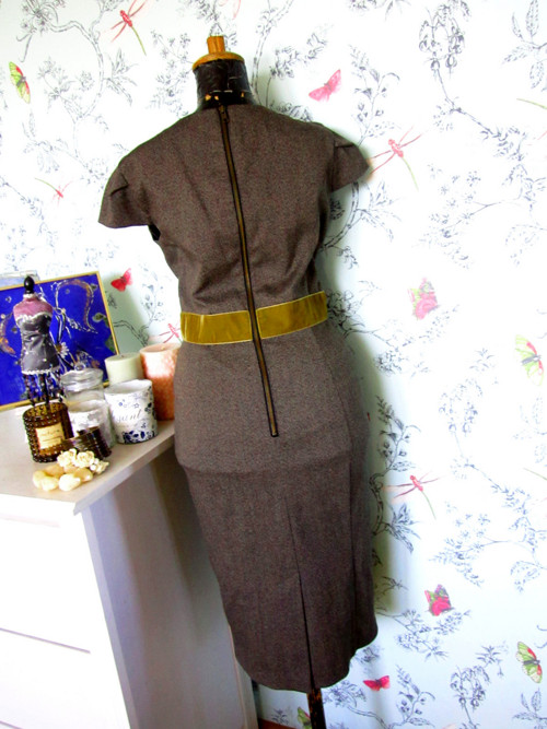 Retro pin-up šaty elegantní — foto 5
