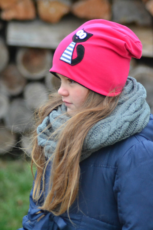 Čepička růžová s kočičkou — foto 2
