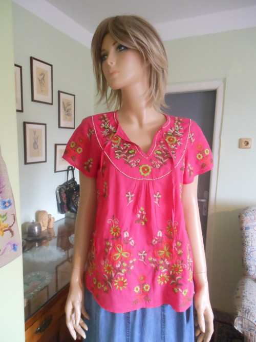 Celoplošně vyšívaná boho tunika, vel.S — foto 2
