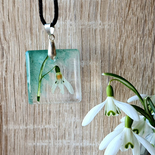 Náhrdelník "Sněženka v trávě" — foto 5