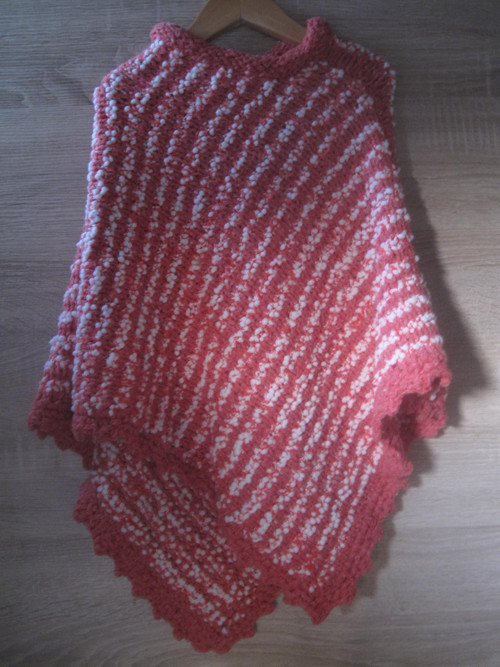 Dětské pletené pončo — foto 2