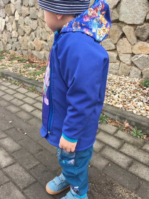 Rostoucí softshellová bundička - křivák — foto 4